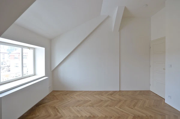 Bratří Čapků, Vinohrady - Prague 10 | Rent, House, Five-bedroom (6+1), 409 m²