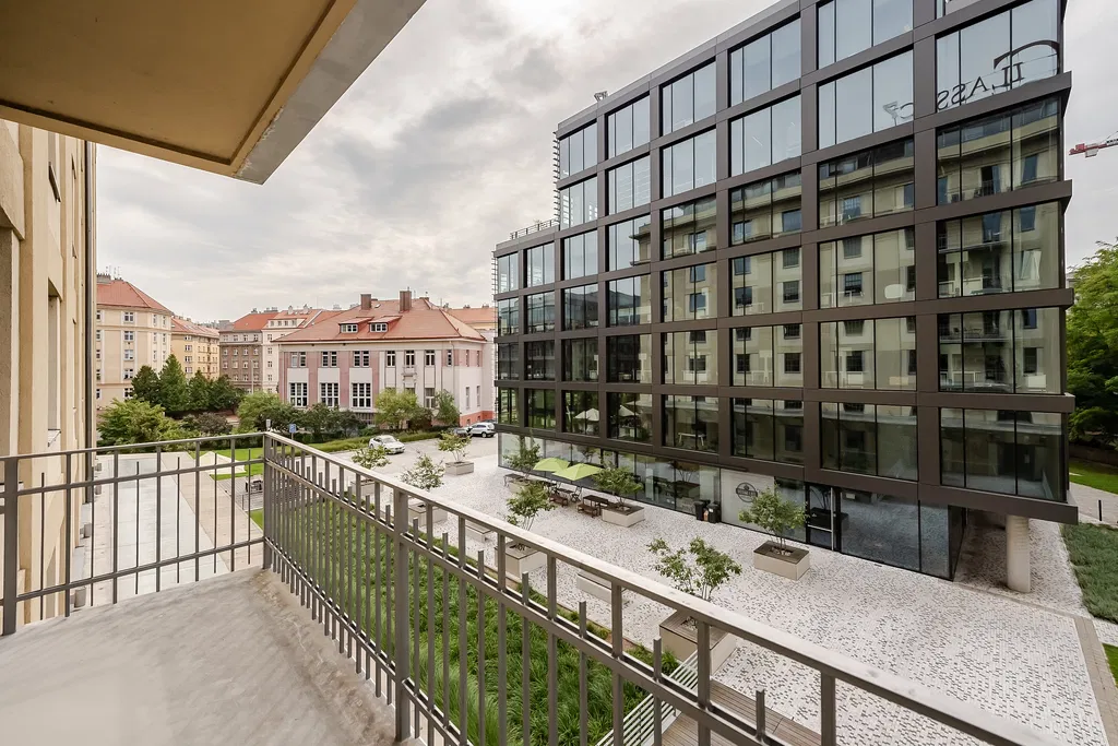 Jankovcova/U Uranie, Holešovice - Praha 7 | Pronájem, Administrativní budova, 1 212 m²