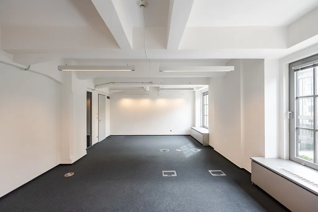 Jankovcova/U Uranie, Holešovice - Praha 7 | Pronájem, Administrativní budova, 1 212 m²