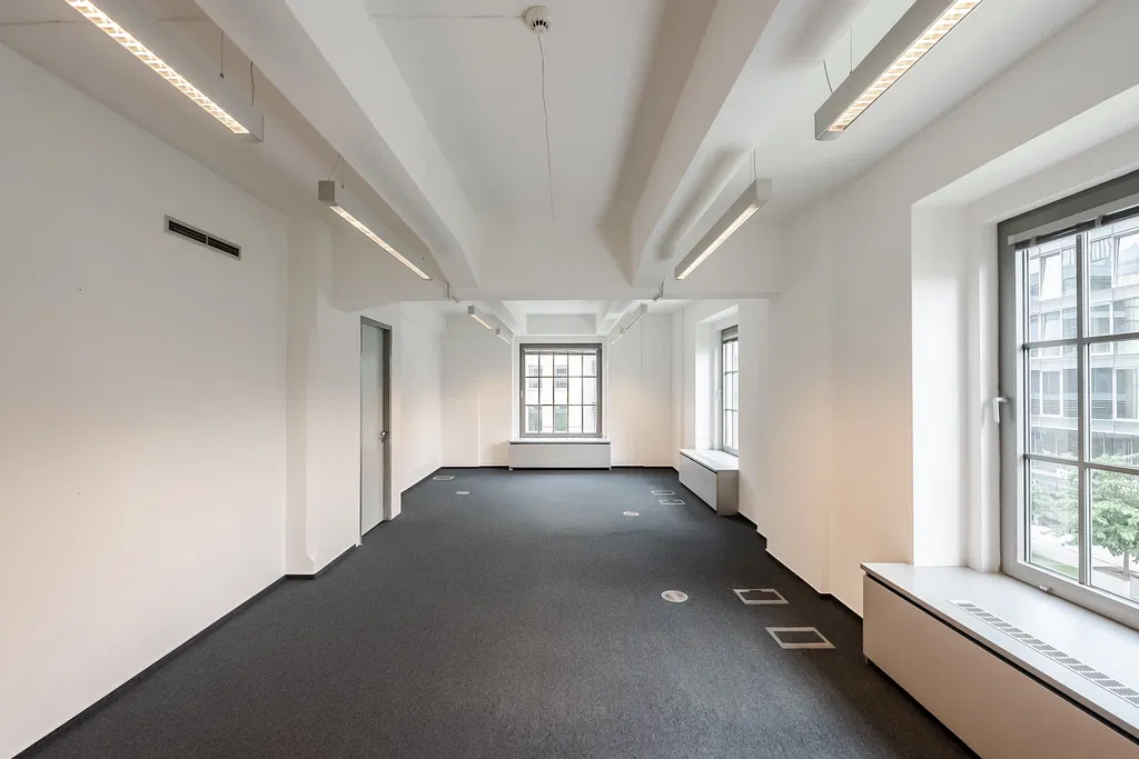 Jankovcova/U Uranie, Holešovice - Praha 7 | Pronájem, Administrativní budova, 1 212 m²