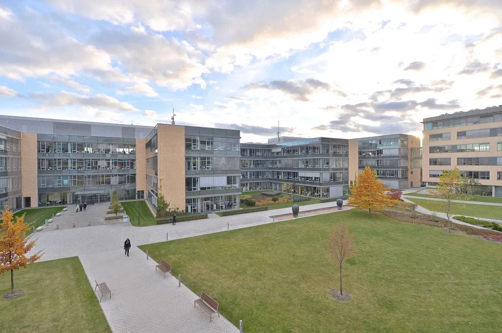 Radlická, Jinonice - Praha 5 | Pronájem, Administrativní budova, 4 074 m²