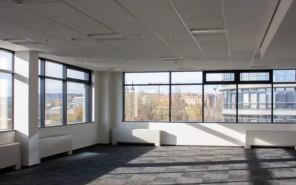 U garáží, Holešovice - Prague 7 | Rent, Office space, 436 m²