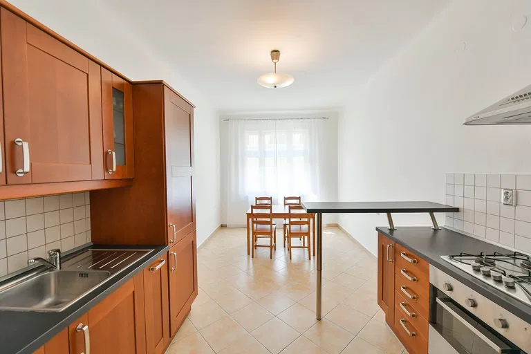 Lužická, Vinohrady - Prague 2 | Rent, Apartment, One-bedroom (2+kk), 61 m²