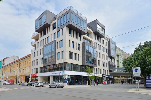 Sokolovská, Karlín - Praha 8 | Pronájem, Administrativní budova, 485 m²