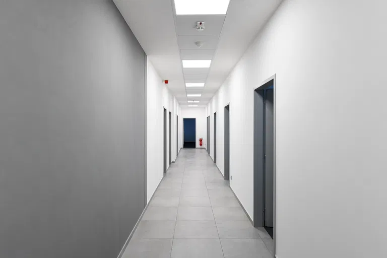 Poděbradská, Vysočany - Praha 9 | Pronájem, Administrativní budova, 2 622 m²