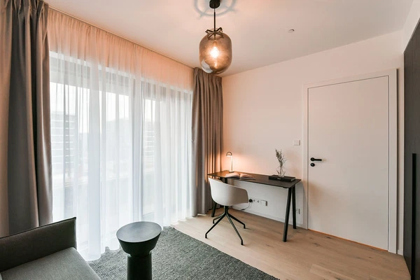 Rohanské nábřeží, Karlín - Prague 8 | Rent, Apartment, Three-bedroom (4+kk), 94 m²