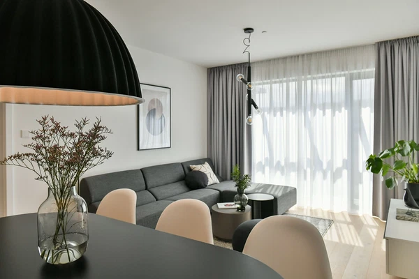 Rohanské nábřeží, Karlín - Prague 8 | Rent, Apartment, Three-bedroom (4+kk), 100 m²