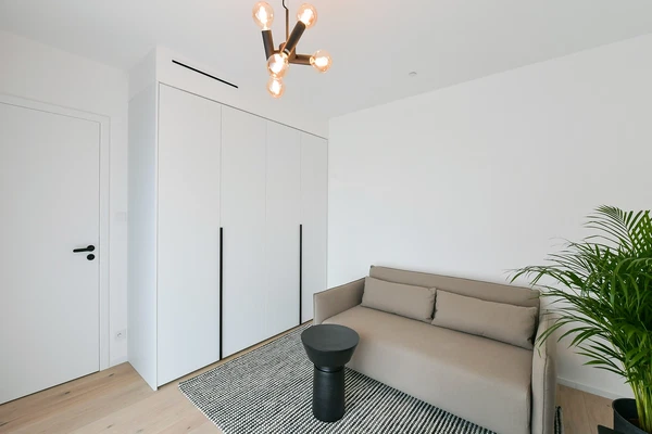 Sokolovská, Karlín - Prague 8 | Rent, Apartment, Three-bedroom (4+kk), 97 m²