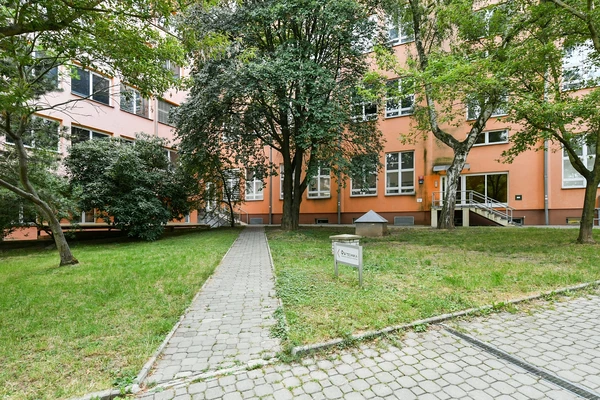 Na Okraji, Veleslavín - Prague 6 | Rent, Office space, 985 m²