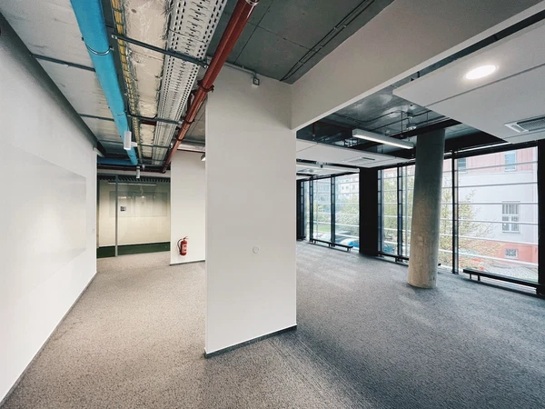 U Uranie, Holešovice - Prague 7 | Rent, Office space, 992 m²