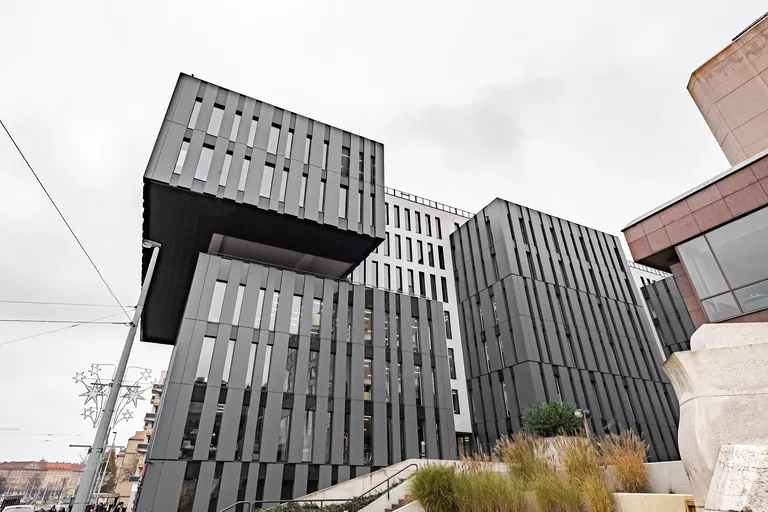 Evropská, Dejvice - Praha 6 | Pronájem, Administrativní budova, 759 m²
