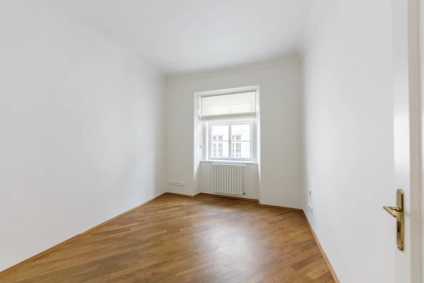 Vlašská, Malá Strana - Prague 1 | Rent, Apartment, Three-bedroom (4+1), 153 m²