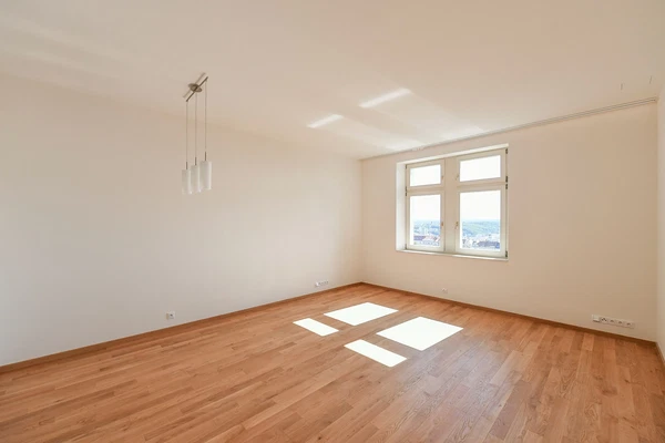 Dykova, Vinohrady - Prague 10 | Rent, Apartment, One-bedroom (2+kk), 68 m²