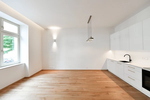 Dykova, Vinohrady - Prague 10 | Rent, Apartment, One-bedroom (2+kk), 62 m²