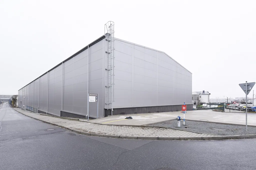 Plzeňský kraj - Plzeň-město | Pronájem, Skladový prostor, 1 380 m²