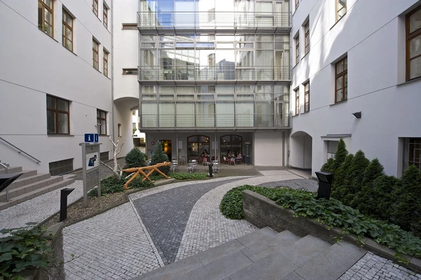 Lazarská, Nové Město - Prague 1 | Rent, Office building, 1 131 m²