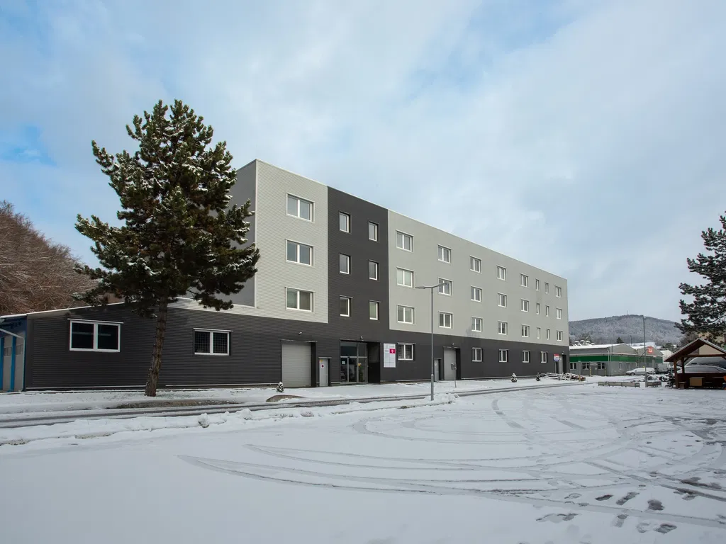 Slovakia, Trenčín Region - Považská Bystrica | Rent, Office building, 2 351 m²