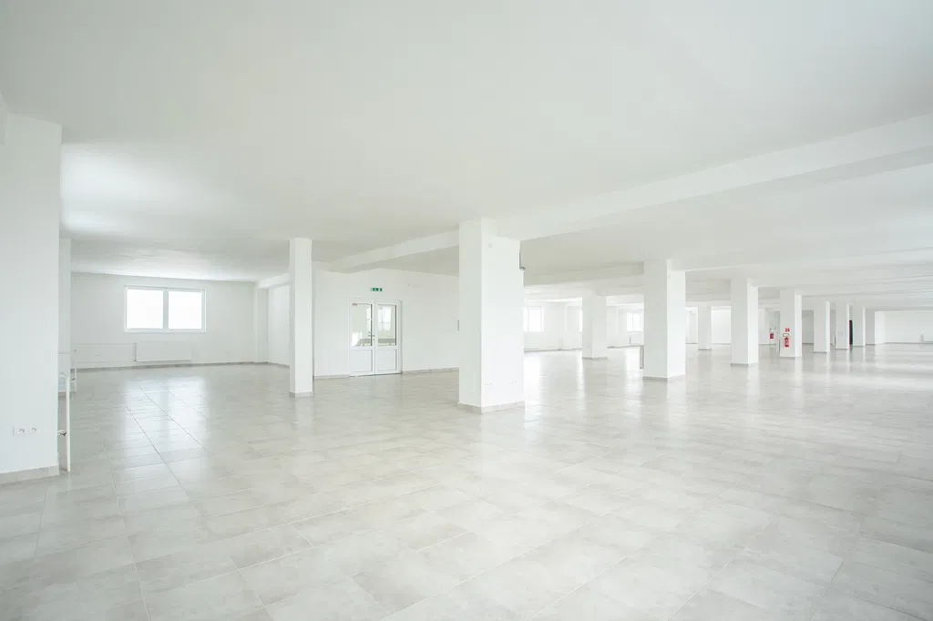 Slovakia, Trenčín Region - Považská Bystrica | Rent, Office building, 2 351 m²