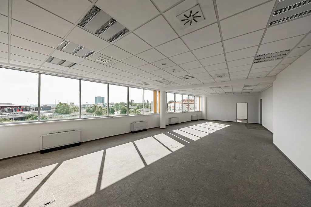 Doudlebská, Nusle - Praha 4 | Pronájem, Administrativní budova, 1 839 m²