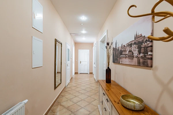 Veleslavínova, Staré Město - Prague 1 | Rent, Apartment, Three-bedroom (4+1), 165 m²