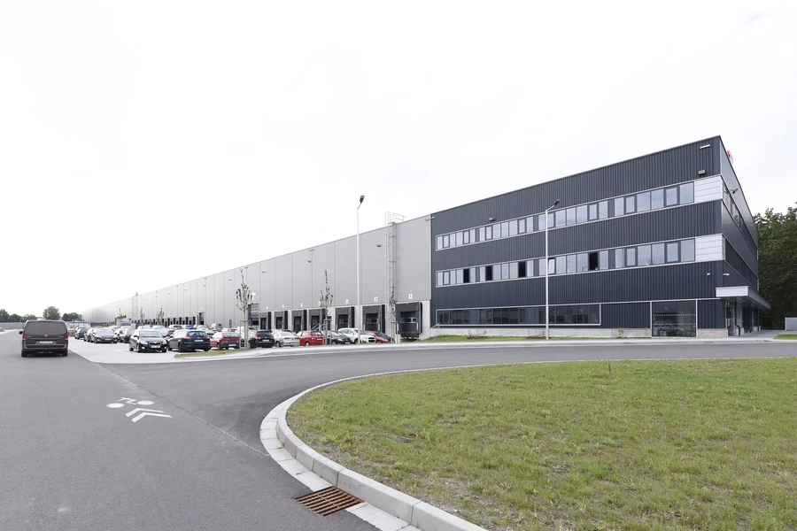 Nádražní, Pardubice - Pardubice | Rent, Industrial park, 22 100 m²