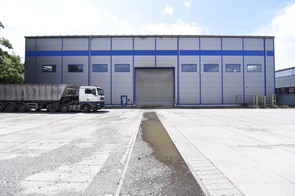 Na Valmetce, Kladno - Kladno | Rent, Industrial park, 7 761 m²