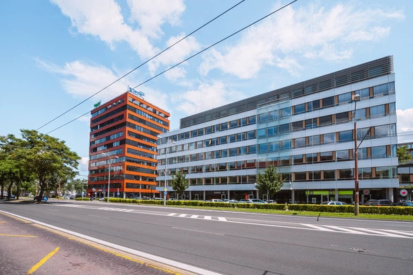 Karadžičova, Ružinov - Bratislava II | Pronájem, Kancelářské prostory, 1 284 m²