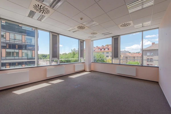 Karadžičova, Ružinov - Bratislava II | Rent, Office space, 1 284 m²