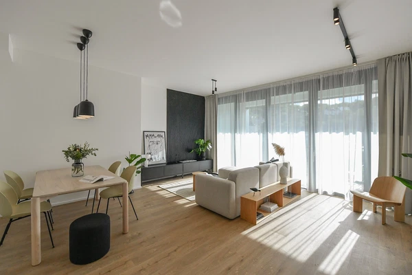 U Lihovaru, Smíchov - Prague 5 | Rent, Apartment, Three-bedroom (4+kk), 110 m²