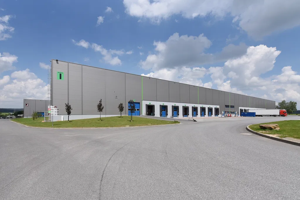 Střítež - Jihlava | Pronájem, Výrobní prostor, 6 590 - 14 790 m²