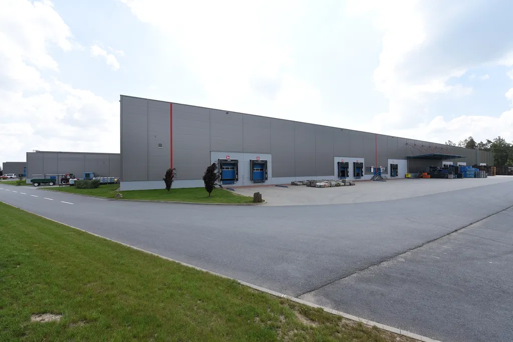 Střítež - Jihlava | Pronájem, Výrobní prostor, 6 590 - 14 790 m²