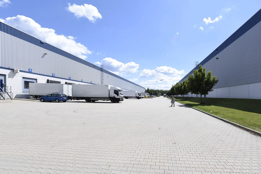 U Trati, Dobrovíz - Praha-západ | Rent, Logistic park, 5 230 m²