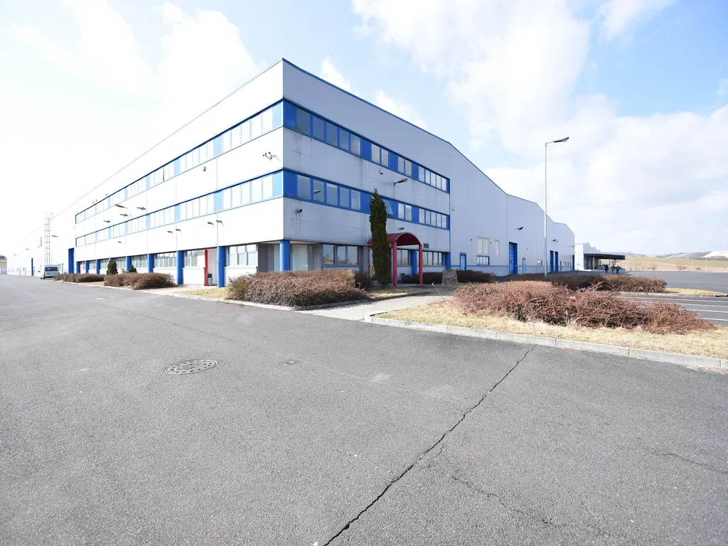 Podbořany - Louny | Pronájem, Výrobní prostor, 48 000 m²