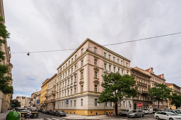 Zborovská, Smíchov - Prague 5 | Sale, Apartment, One-bedroom (2+kk), 63 m²