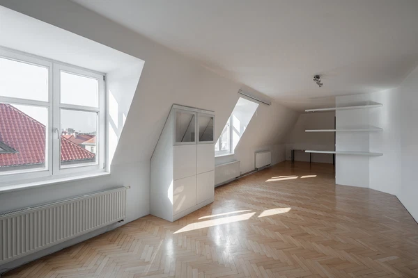 Ladova, Nové Město - Prague 2 | Sale, Apartment, Two-bedroom (3+kk), 116 m²