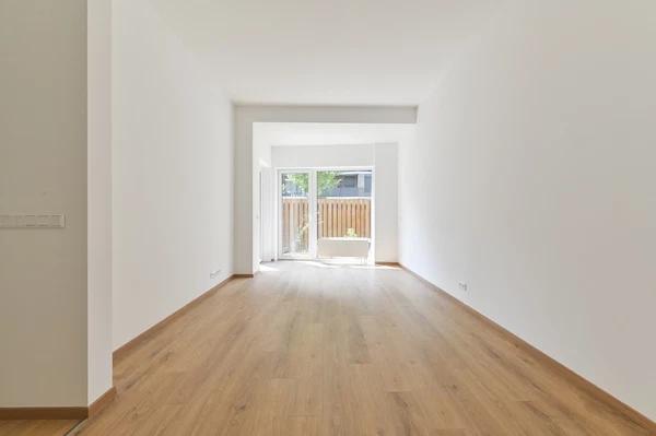 Fialová, Petržalka - Bratislava V | Sale, Apartment, One-bedroom (2+kk), 64 m²