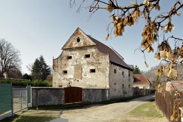 Lipová, Lštění - Benešov | Sale, Historic property, 451 m²