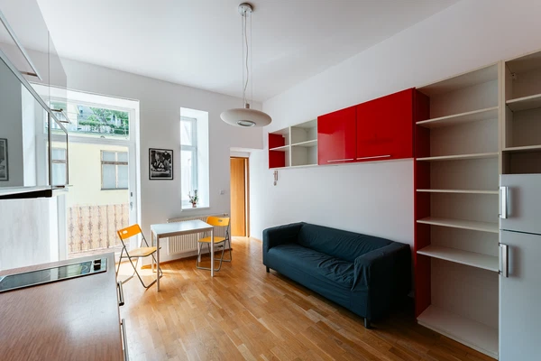 Vlkova, Žižkov - Prague 3 | Sale, Apartment, One-bedroom (2+kk), 41 m²