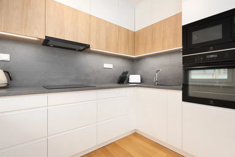Studentská, Bohunice - Brno-město | Sale, Apartment, One-bedroom (2+kk), 105 m²
