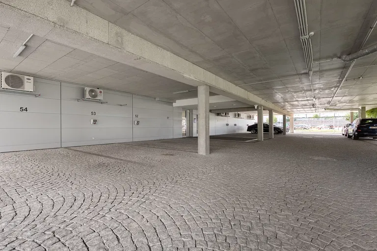 Studentská, Bohunice - Brno-město | Sale, Apartment, One-bedroom (2+kk), 105 m²