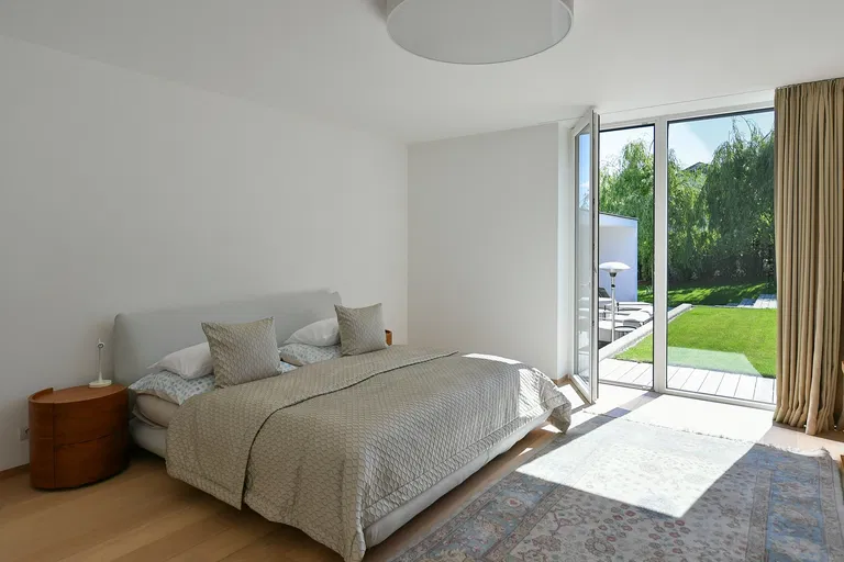 Ke Krásné Stráni, Vonoklasy - Praha-západ | Sale, House, Six-bedroom (7+kk), 653 m²