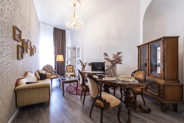 Hviezdoslavovo námestie, Bratislava - Bratislava I | Sale, Historic property, 3 807 m²