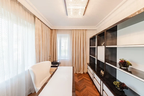 Zvonická, Dejvice - Prague 6 | Sale, House, Seven-bedroom (8+1), 748 m²