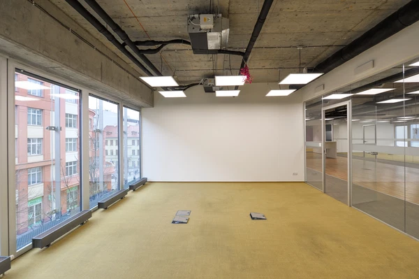 Thámova, Karlín - Prague 8 | Rent, Office space, 310 m²