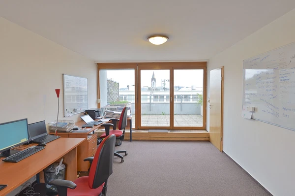 Thámova, Karlín - Prague 8 | Rent, Office space, 150 m²