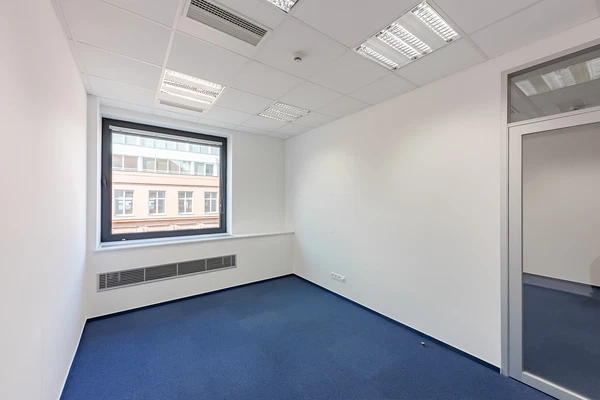 Thámova, Karlín - Prague 8 | Rent, Office space, 283 m²