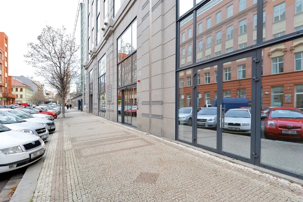 Thámova, Karlín - Prague 8 | Rent, Retail space, 55 m²