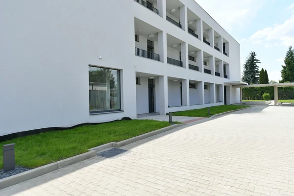 Kurta Hubera, Čakovice - Prague 9 | Sale, Apartment, One-bedroom (2+kk), 65 m²