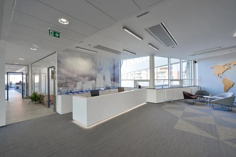Smrčkova, Libeň - Praha 8 | Pronájem, Kancelářské prostory, 332 m²