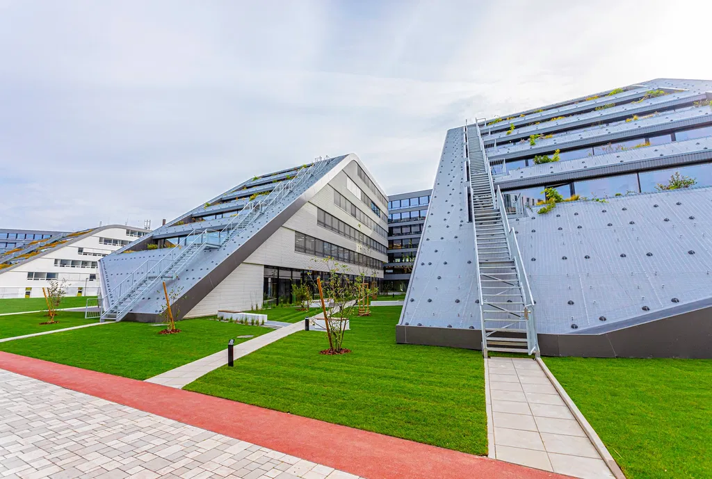 Smrčkova, Libeň - Praha 8 | Pronájem, Administrativní budova, 249 m²